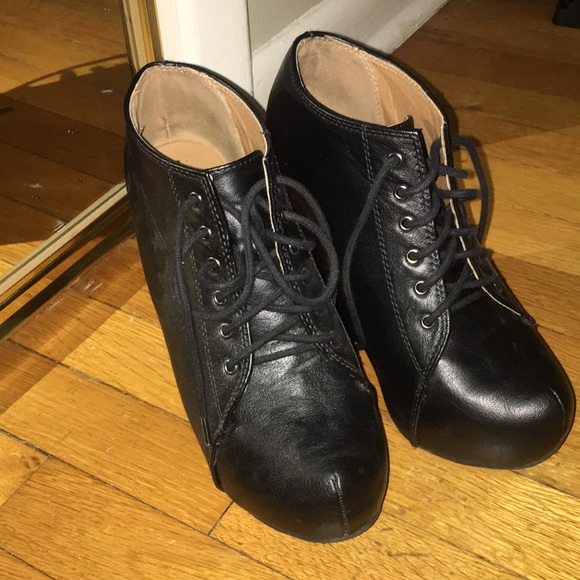 Soda Shoes - Soda wedges